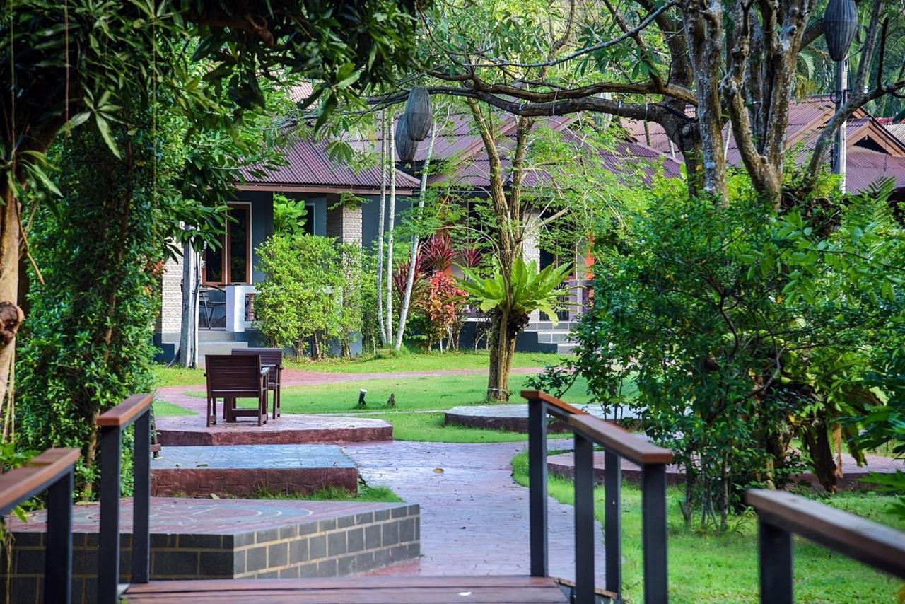 Frank Ao Nang Krabi Resort Exterior foto